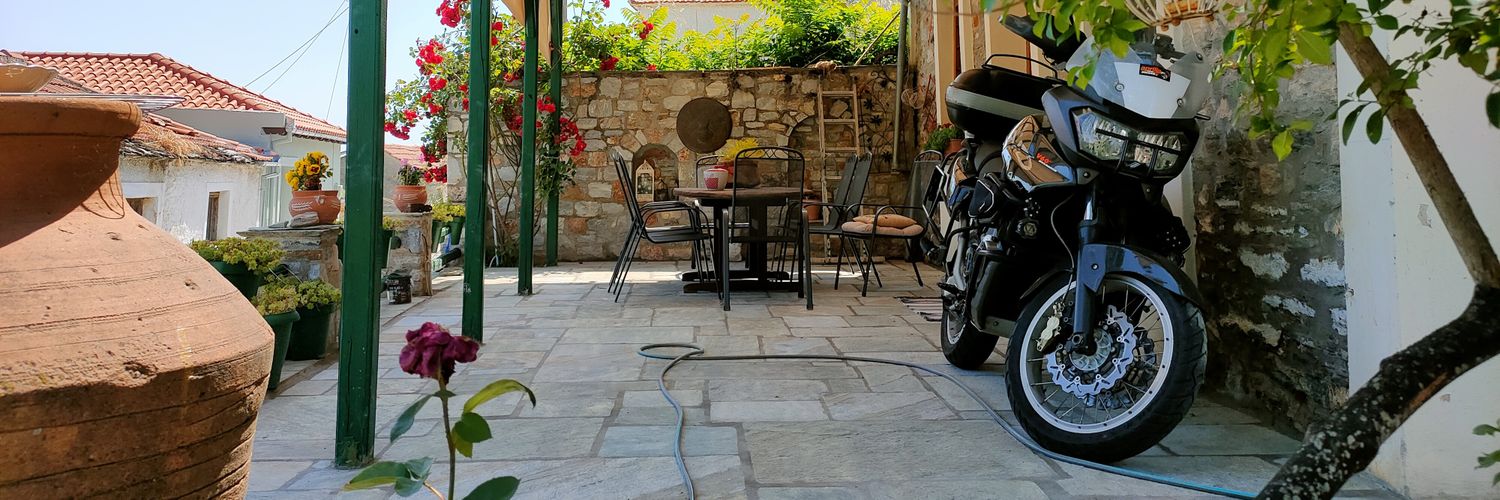 Ταβερνιάρης 💹🧲's banner