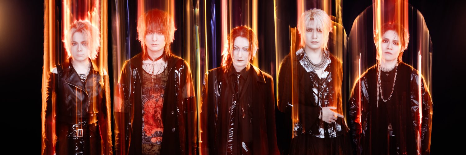 摩天楼オペラ Official's banner