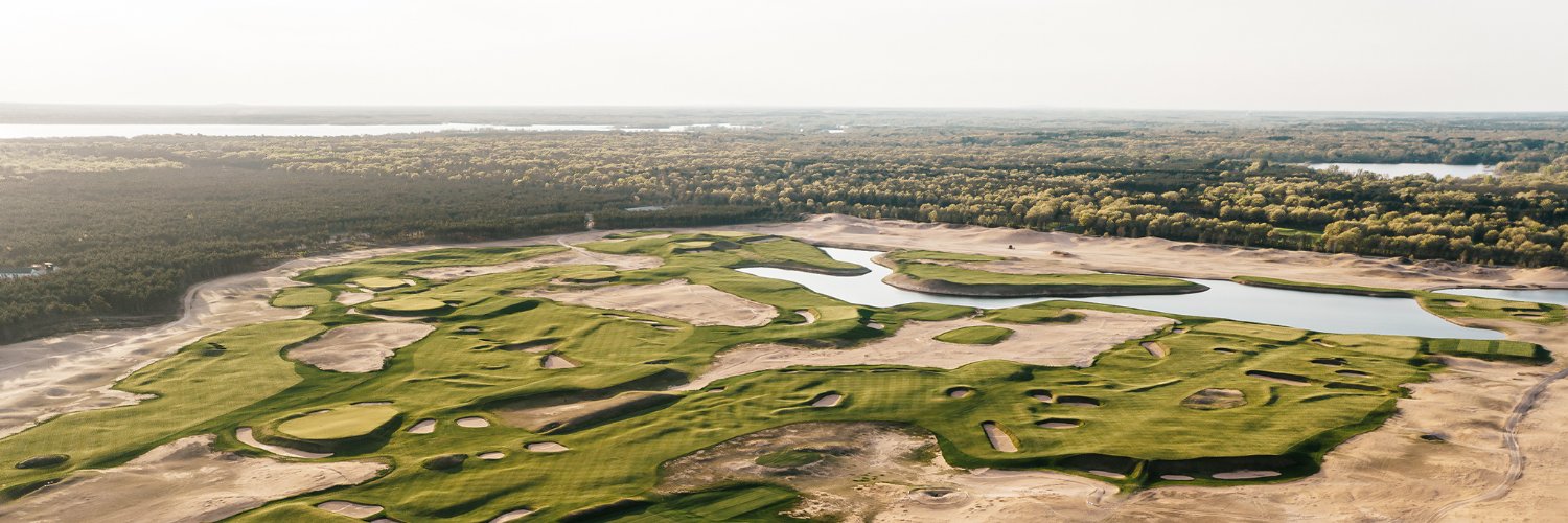 Golf Digest's banner