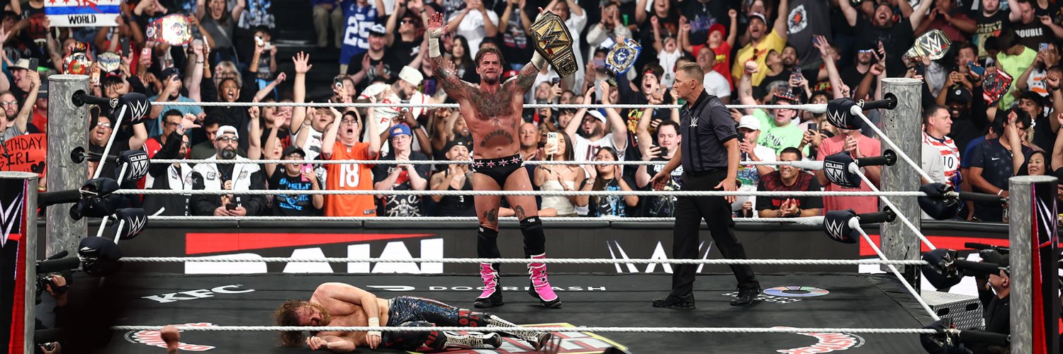 WWE Italia's banner