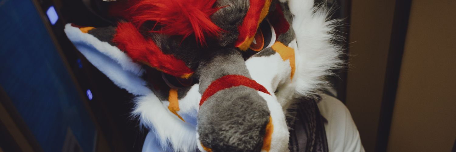 Nahalo|Lightning 🔜 Awoo's banner