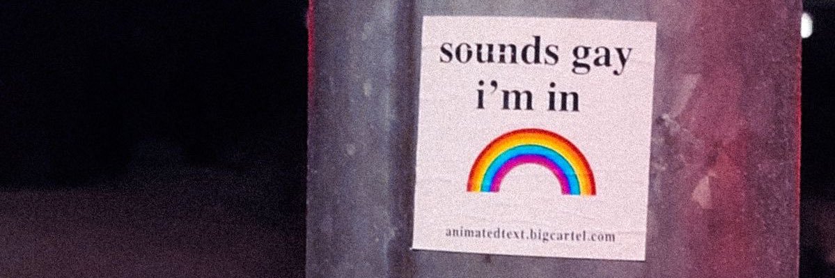 Que Amell's banner