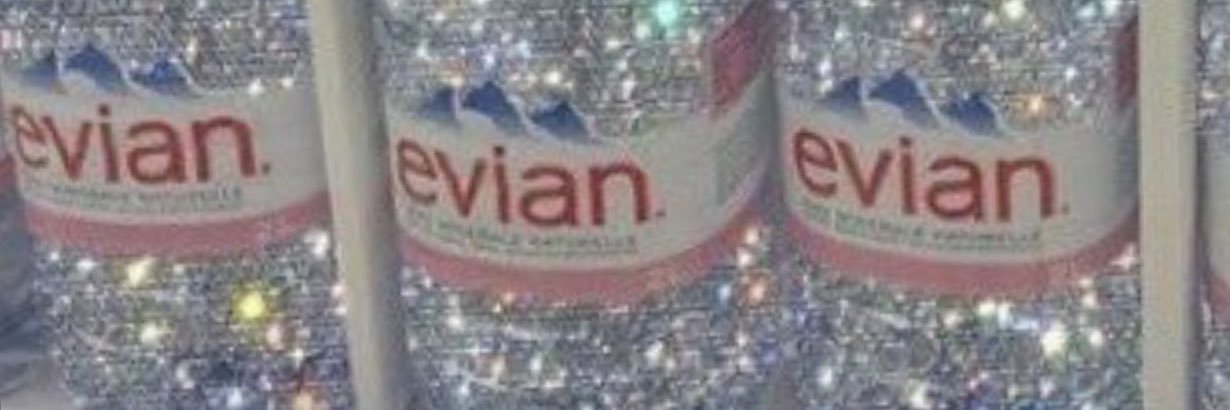 ǝllǝ 💋's banner