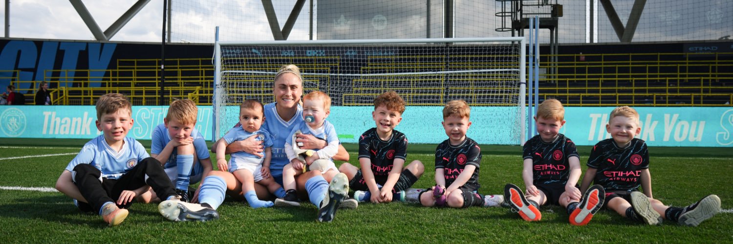 Steph Houghton MBE's banner