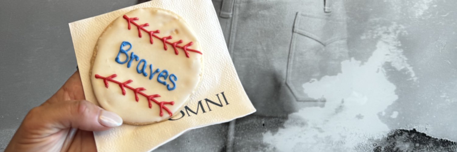 𝐿𝒶𝓊𝓇𝑒𝓃 𝐵𝑒𝒶𝓈𝓁𝑒𝓎's banner