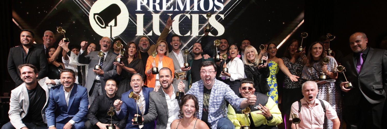 Luces El Comercio's banner