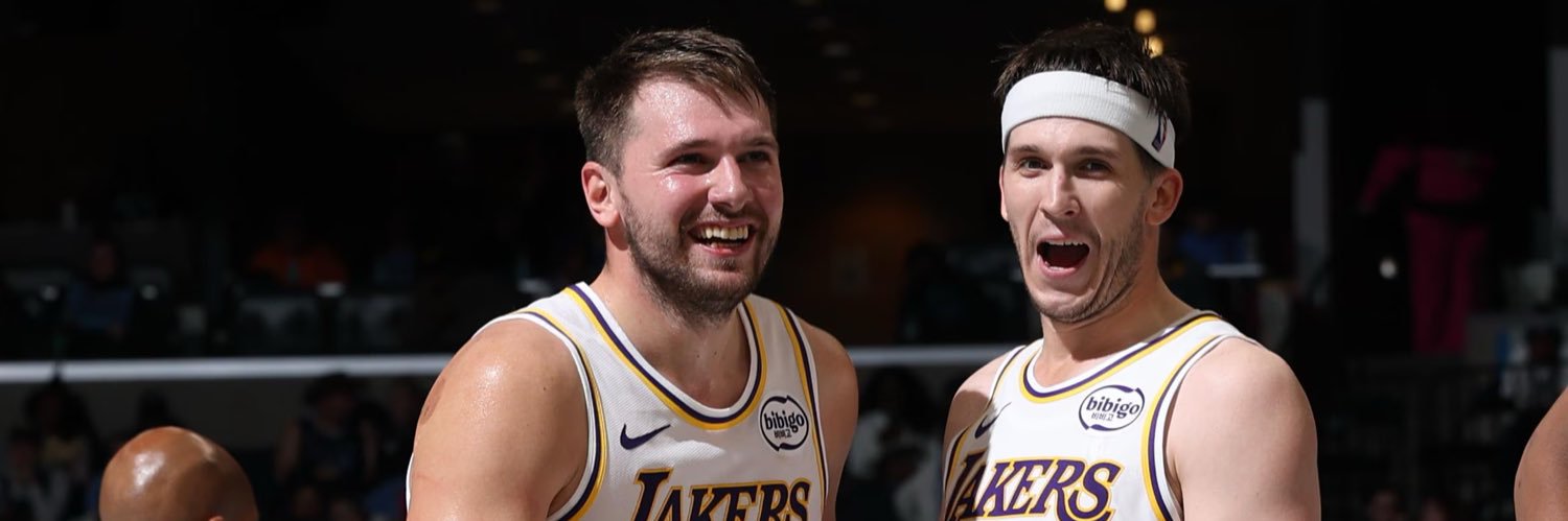 Lakers France's banner