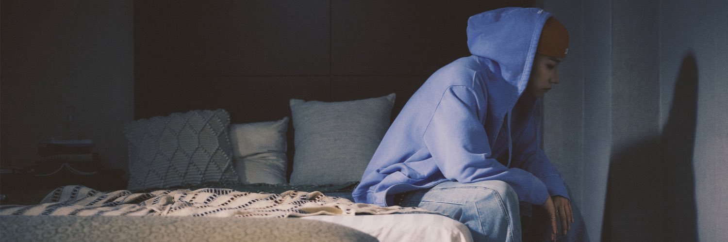 온리유 _ OɴʟʏÜ ⁰ ¹ ¹ ⁵'s banner