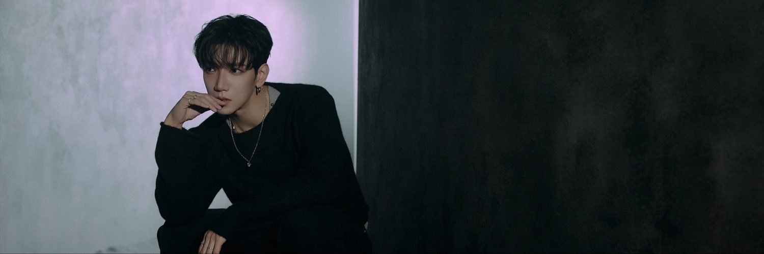 온리유 _ OɴʟʏÜ ⁰ ¹ ¹ ⁵'s banner