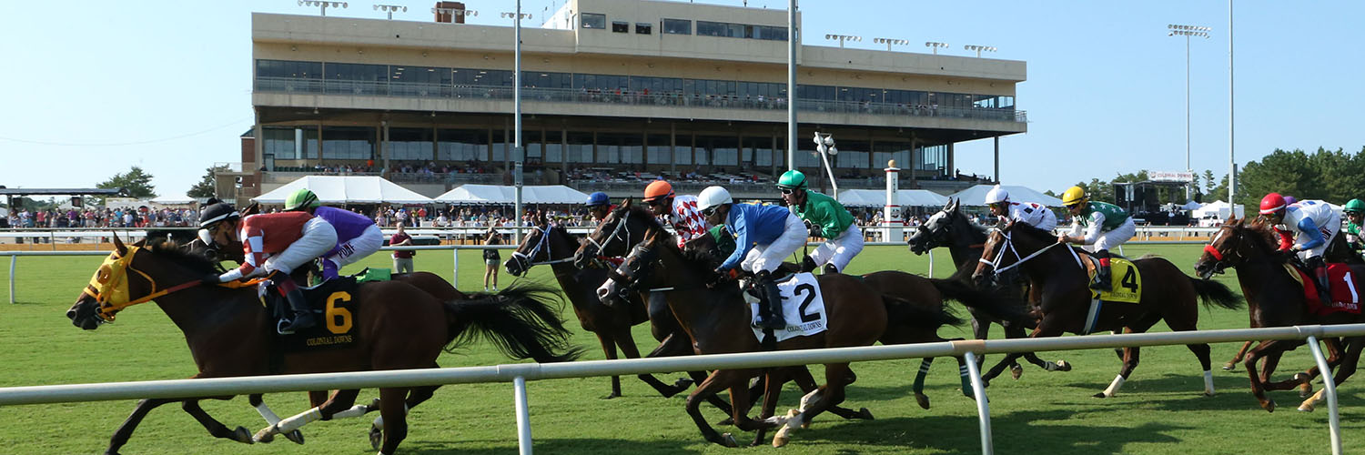 Colonial Downs Racetrack's banner