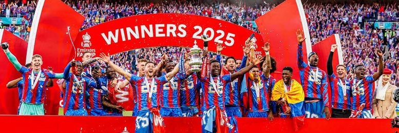 Dee 🦅's banner