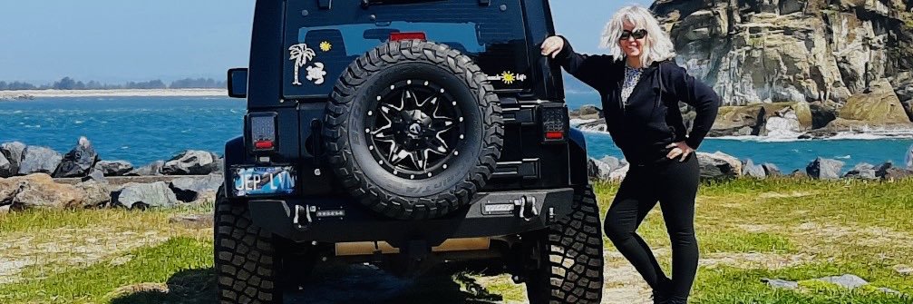 Tina E 😎's banner