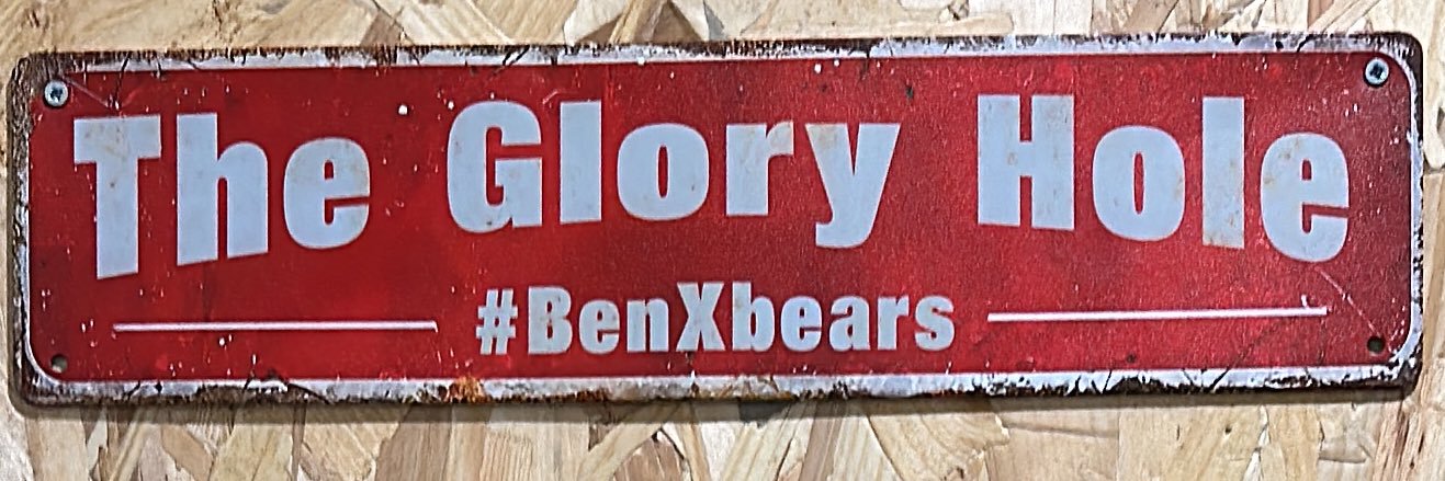 BEN BEAR SUCKS 1️⃣8️⃣K's banner