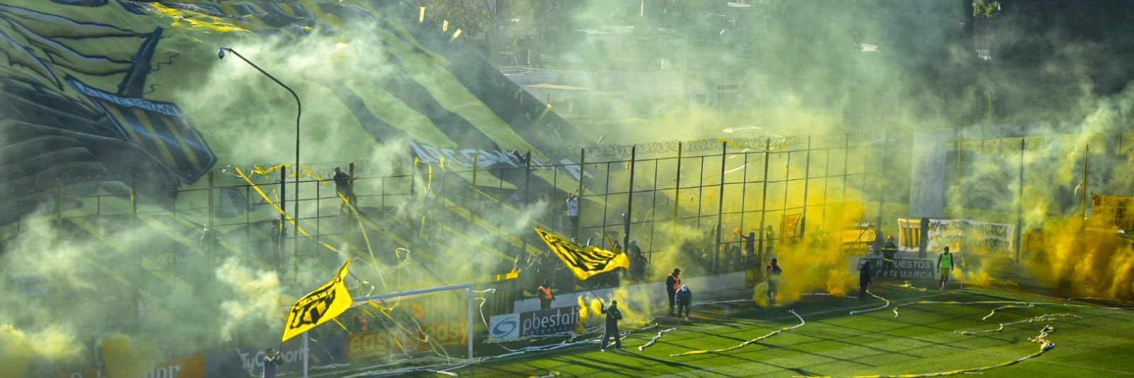 Club Almirante Brown's banner