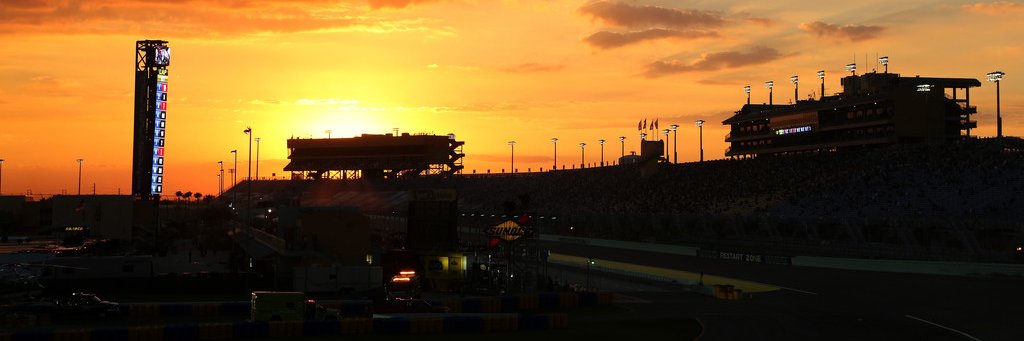 Speedway Digest's banner