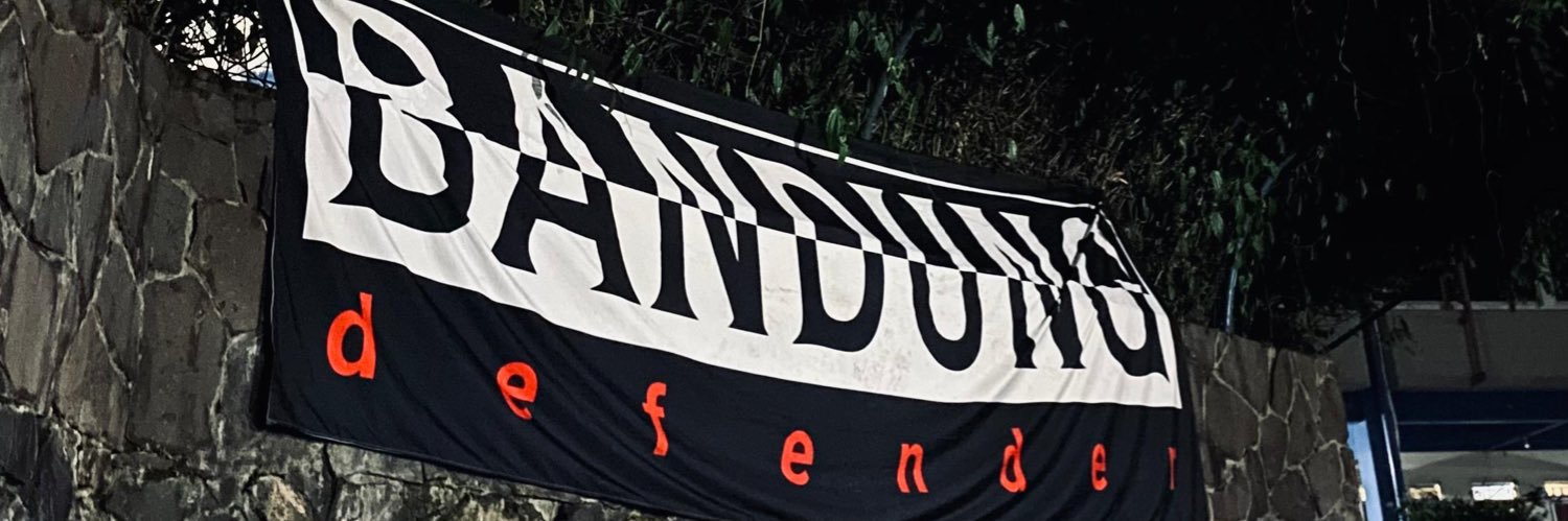 TS-1 Crew's banner