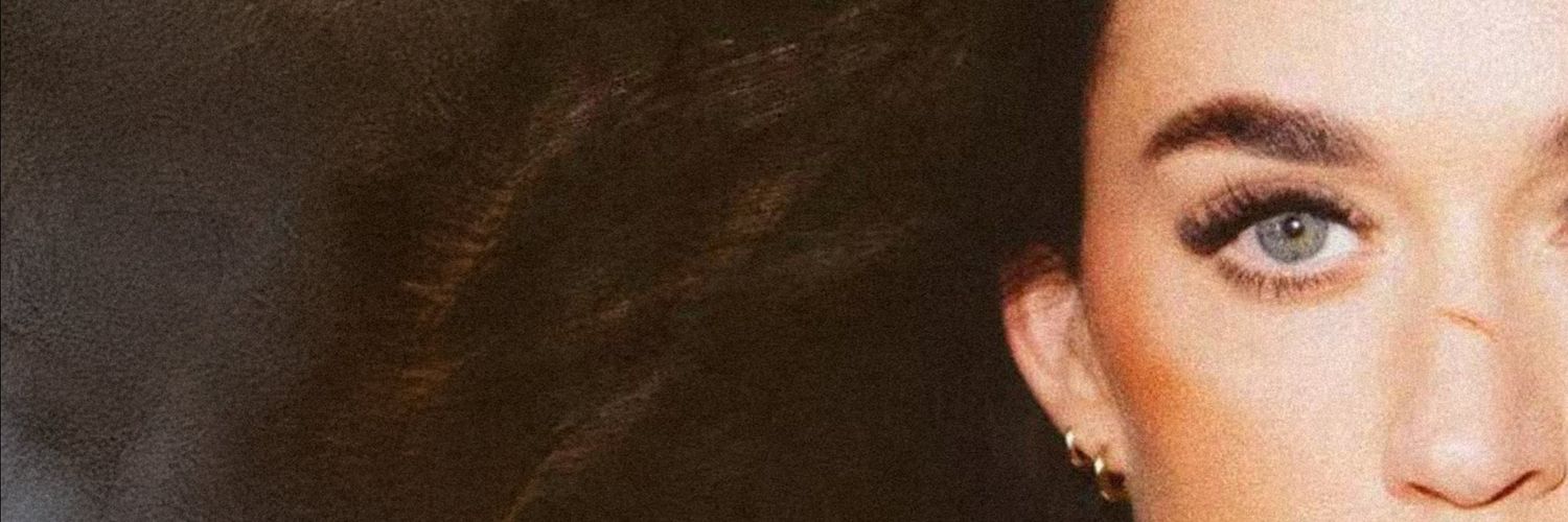 brittt ☆'s banner