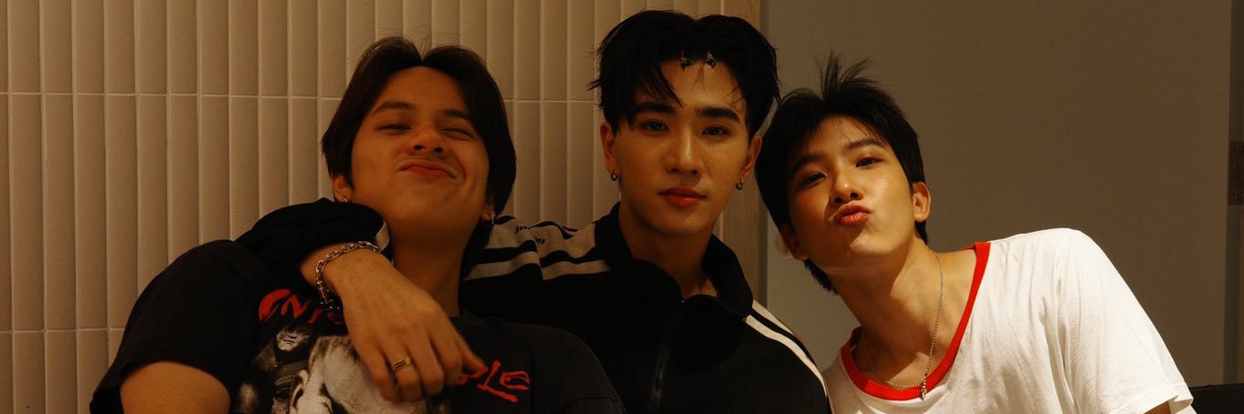 tahi ✩ 🍓's banner