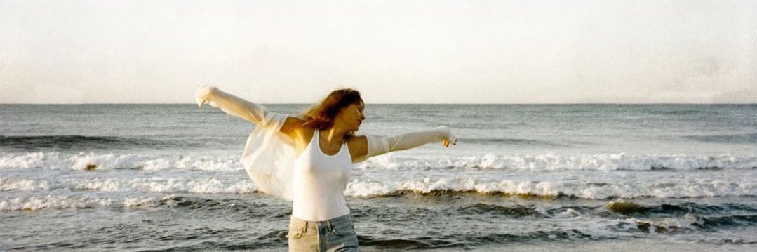 francesca's banner