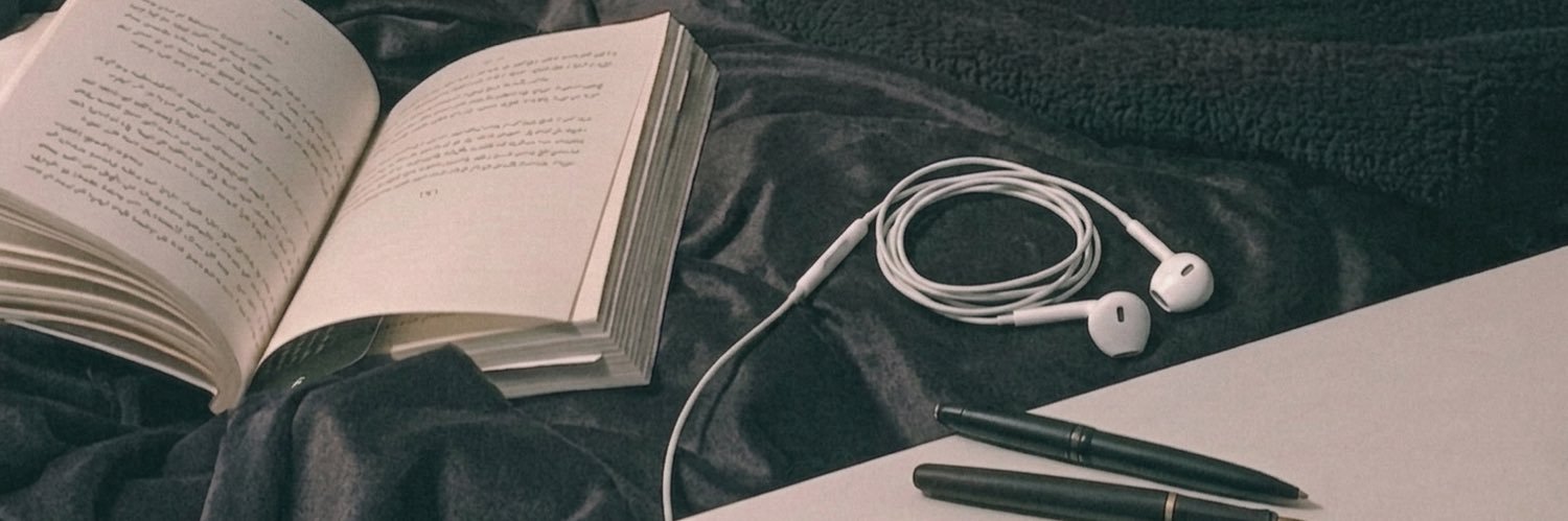 mandi⋆͛'s banner