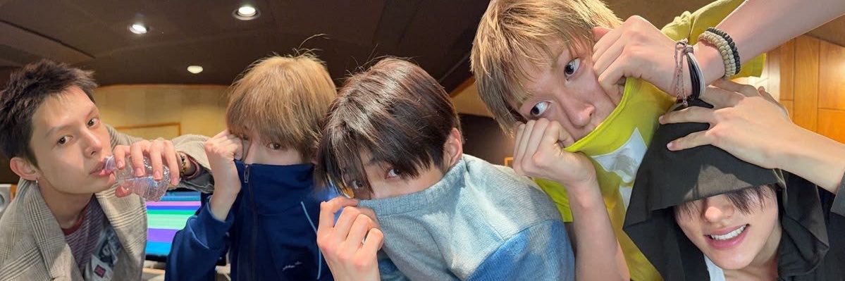 🕷️'s banner