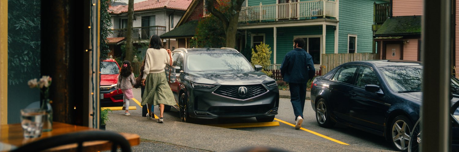 Acura's banner