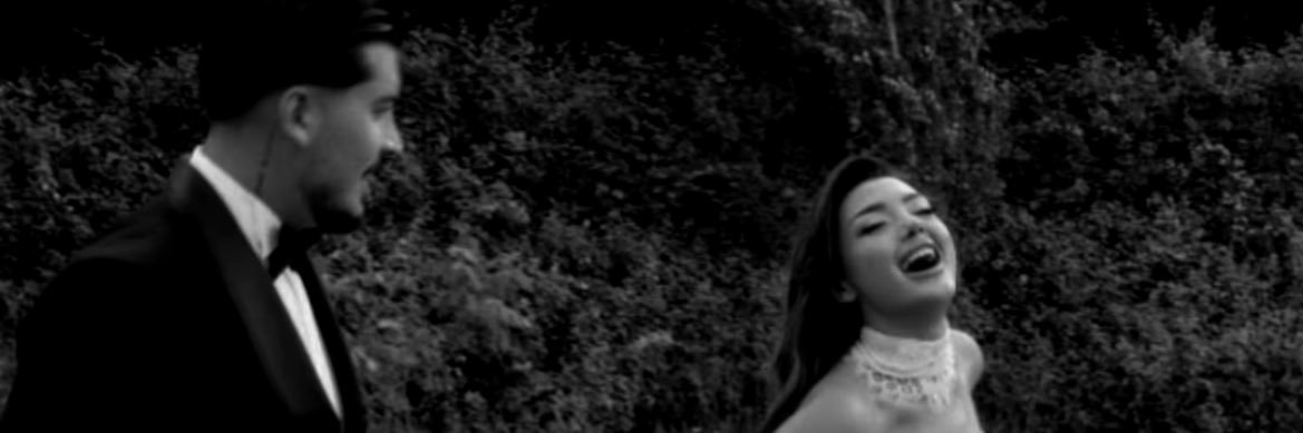 ☆Esra★'s banner