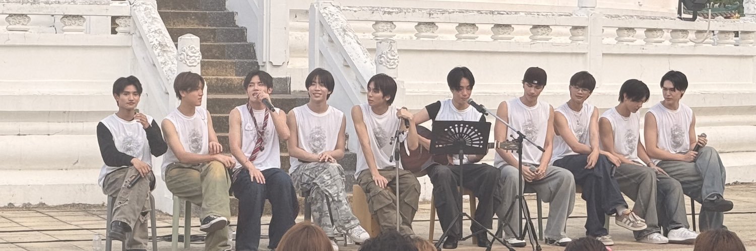 𝐟𝐡𝐲 ♡ ˚✧₊'s banner