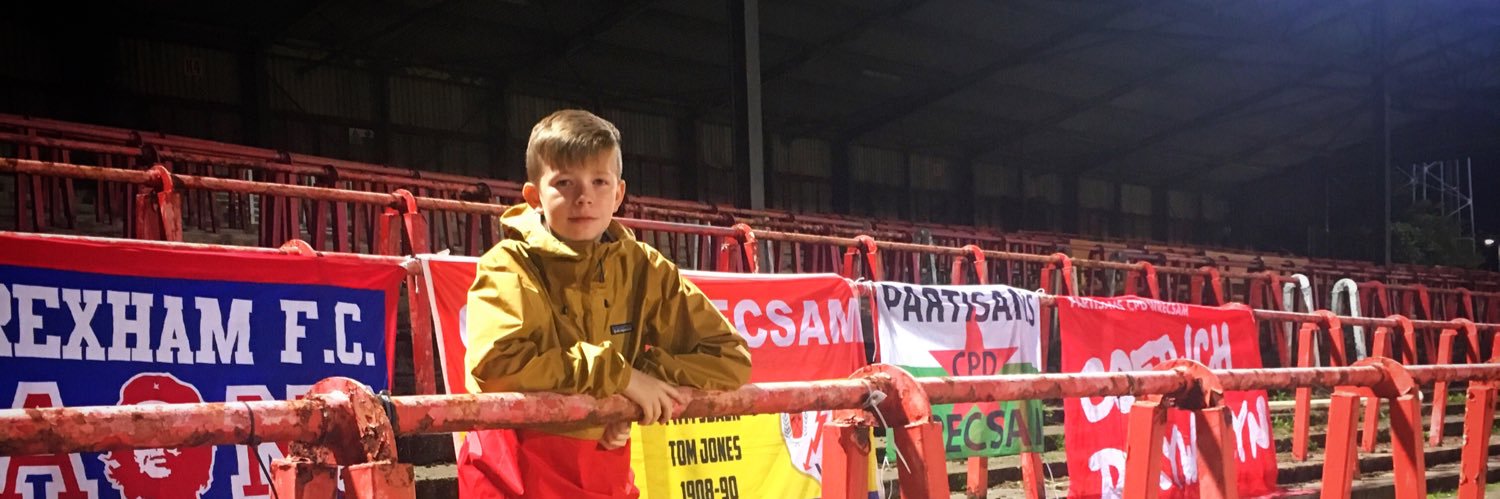Mol's banner