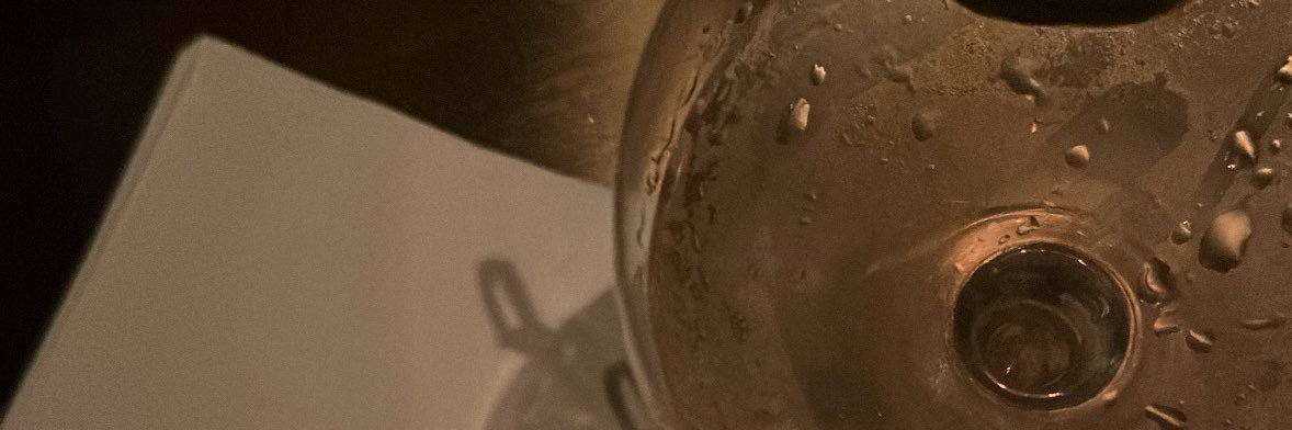 floww.'s banner