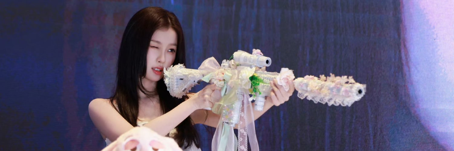 esther yu shuxin’s 💫's banner