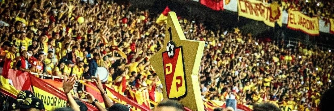 Humo Auri Rojo ⭐'s banner