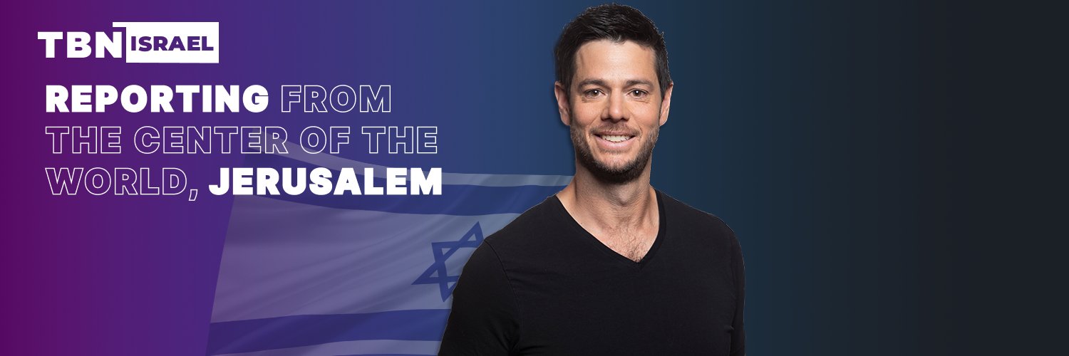 Yair Pinto's banner