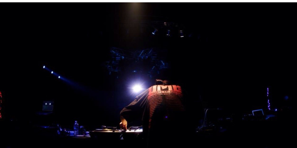 DJ AKAKABE's banner