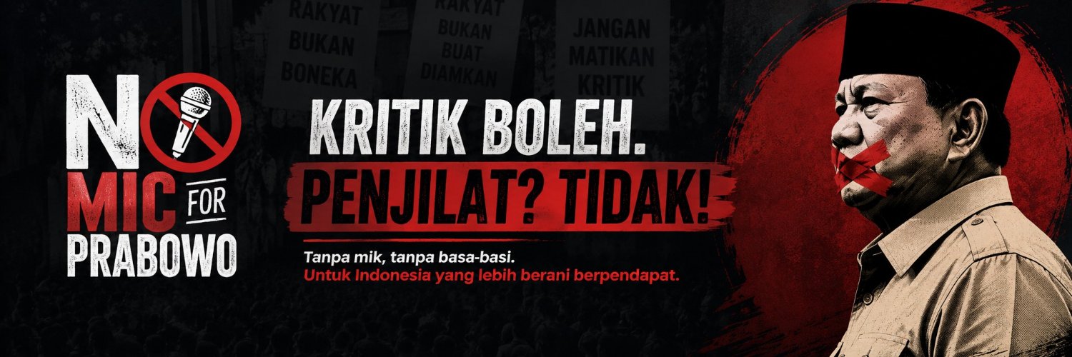 Prabowo no mic's banner