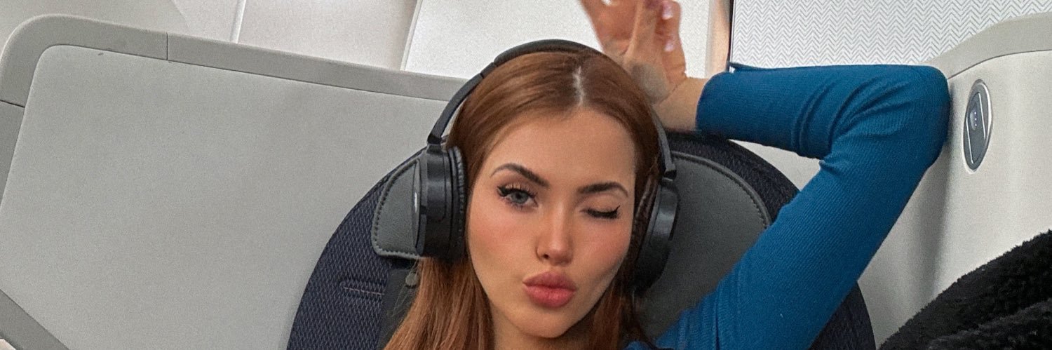 Claudia Alende's banner