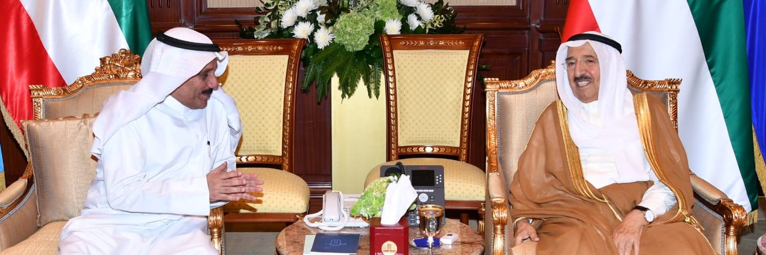ناصر الحسيني's banner