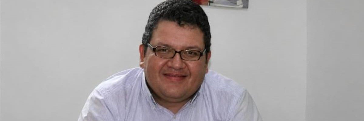 Gustavo Gómez Córdoba's banner