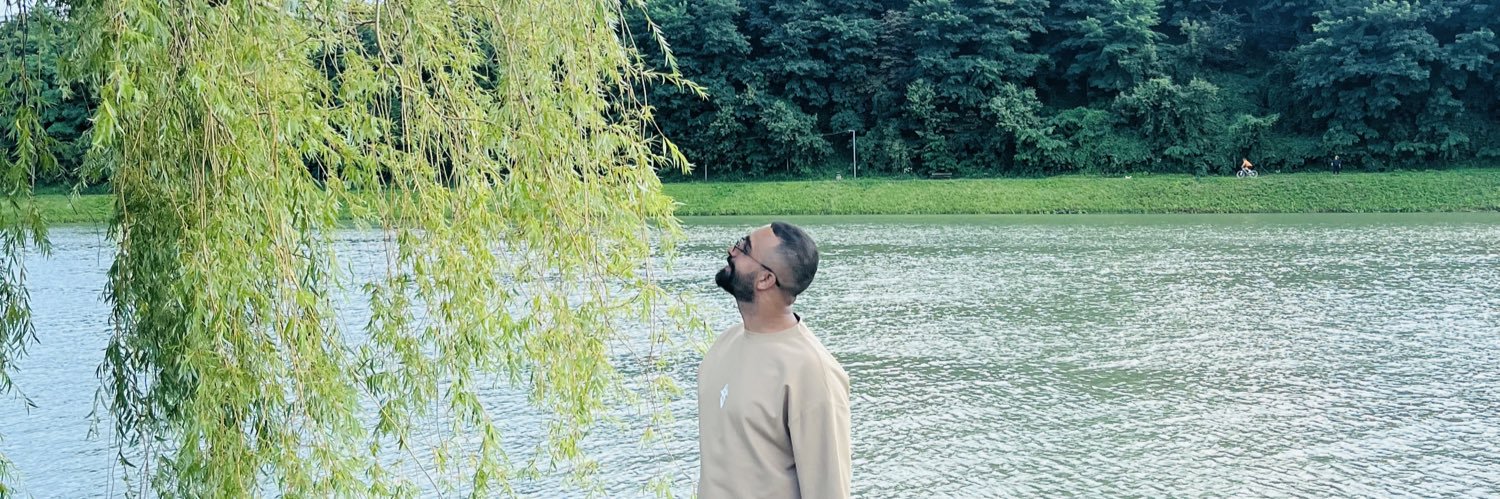 قاسم آل مسكين's banner
