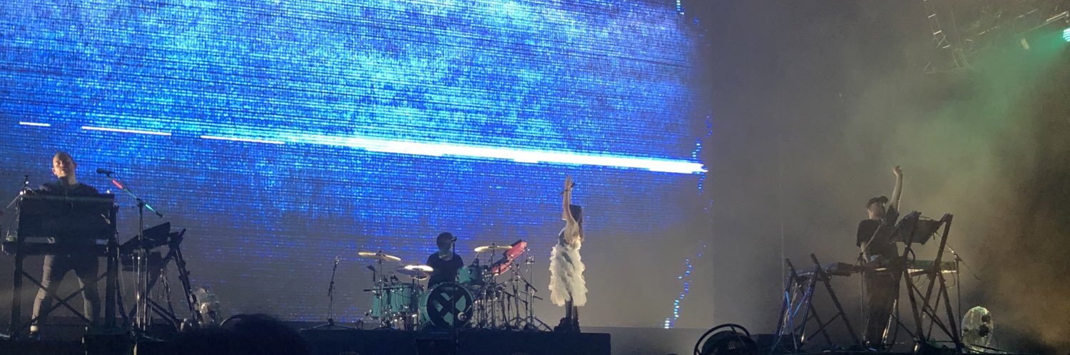 CHVRCHΞS Japan's banner