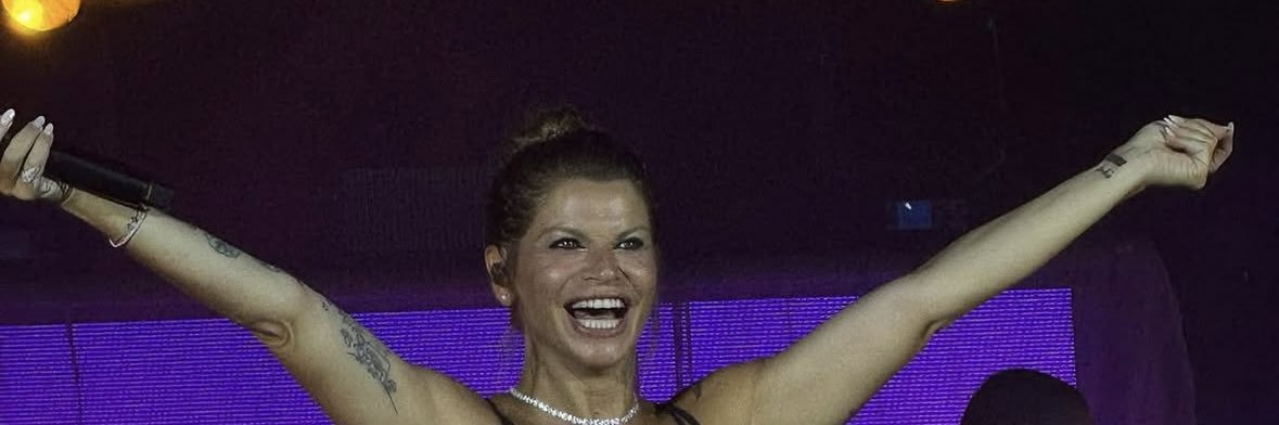 Alessandra🌻's banner