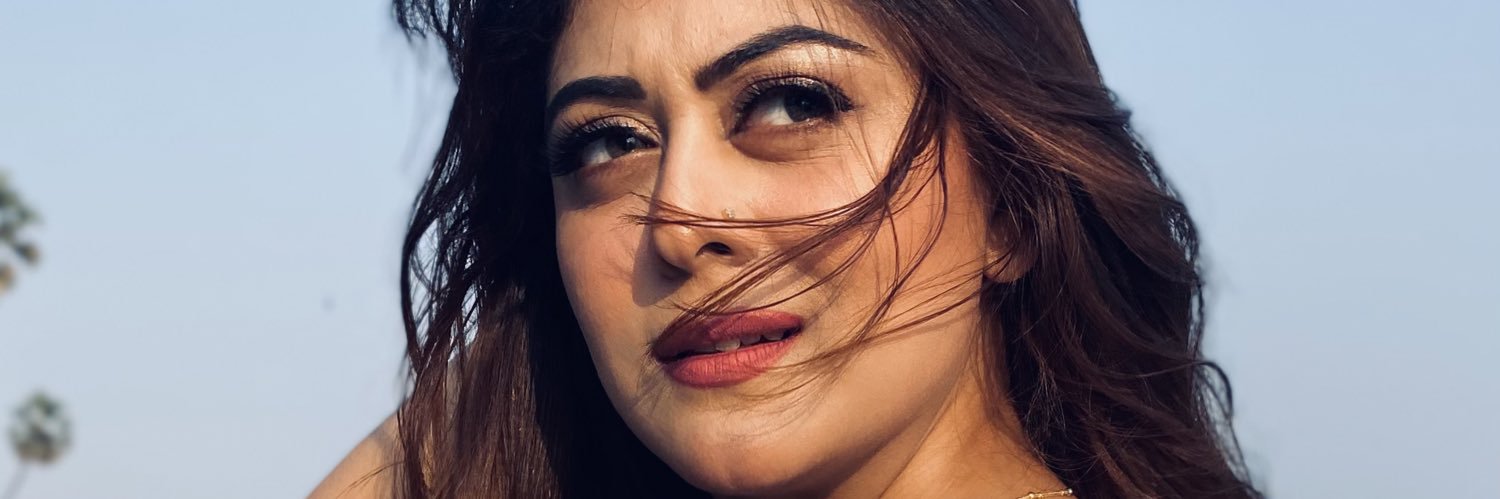 falaqnaaz's banner