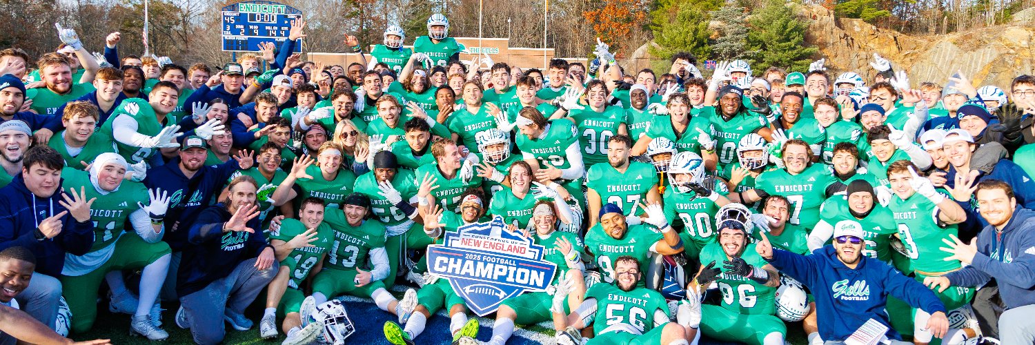 Endicott College Football's banner