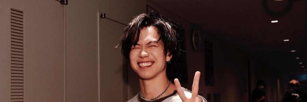 YU-TA (Yuta in Tokyo)'s banner
