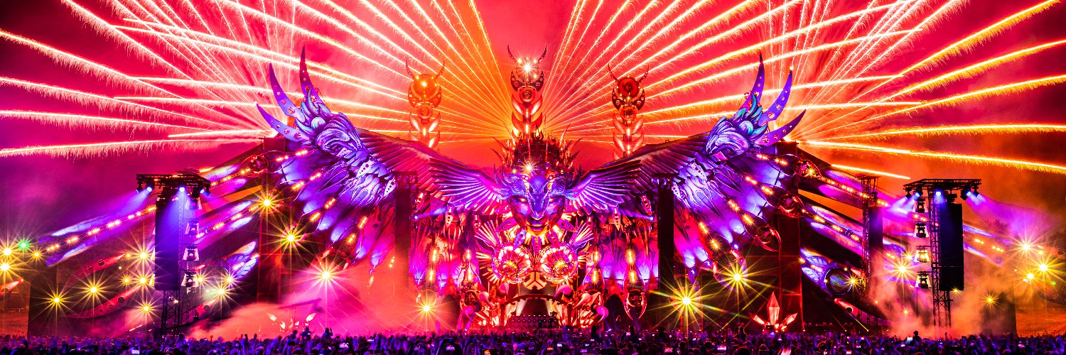 Q-dance's banner