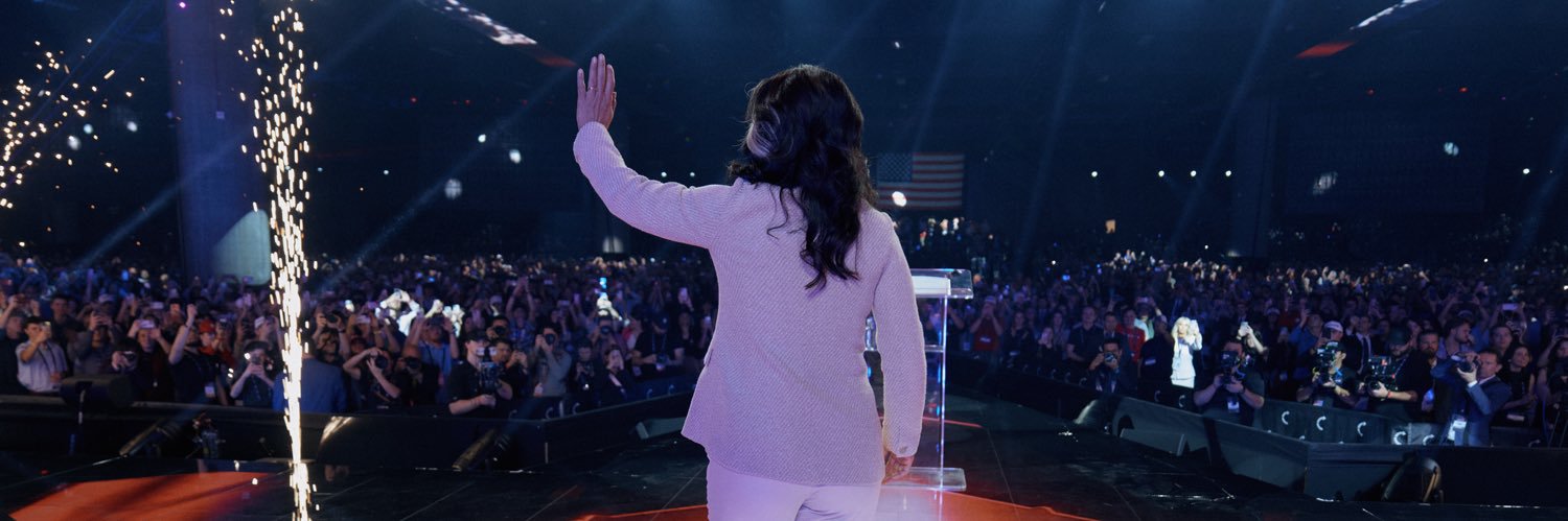 Tulsi Gabbard 🌺's banner