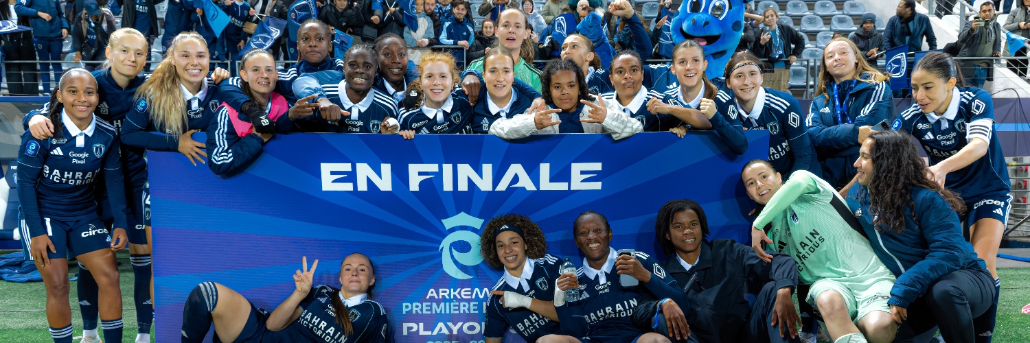 Paris FC Féminines's banner
