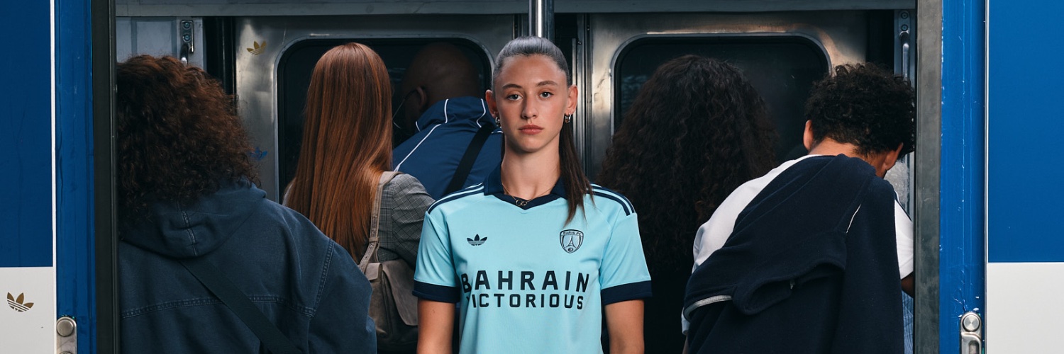 Paris FC Féminines's banner
