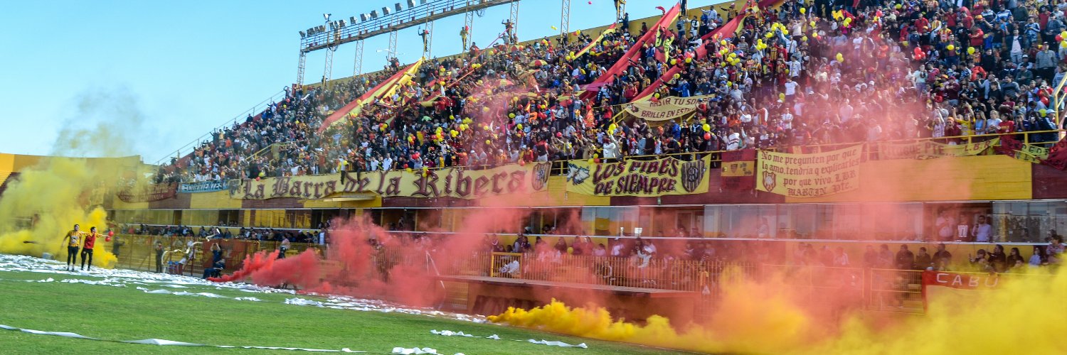 República Aurirroja's banner
