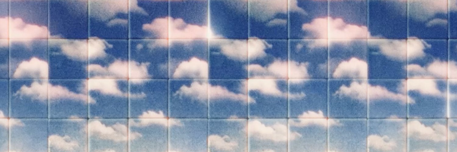 Divo's banner